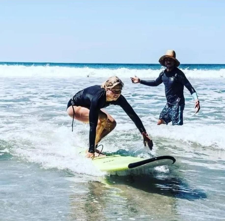 Playa Santa Teresa  Cocobolo Surf Hotel & School المظهر الخارجي الصورة