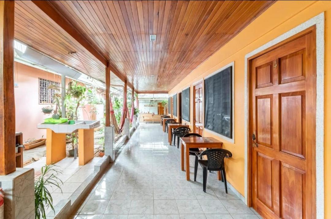 Playa Santa Teresa  Cocobolo Surf Hotel & School المظهر الخارجي الصورة