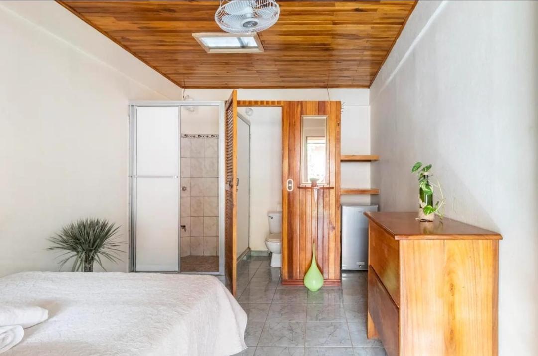 Playa Santa Teresa  Cocobolo Surf Hotel & School المظهر الخارجي الصورة